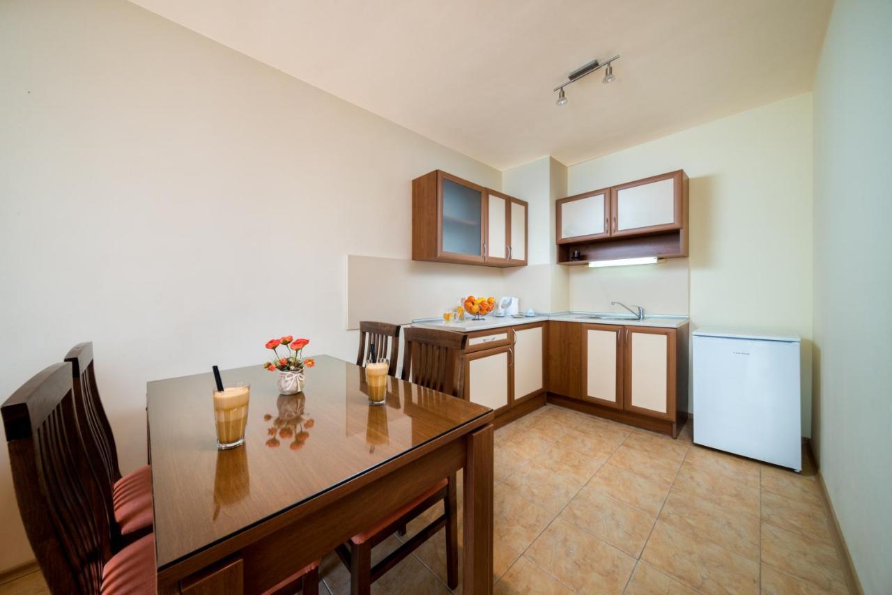 Aurelia Beach Complex 라브다 외부 사진